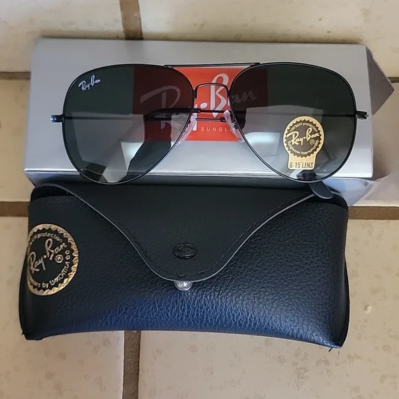 Ray-Ban | Accessories | New Ray Ban Aviator Sunglasses  display picture 2